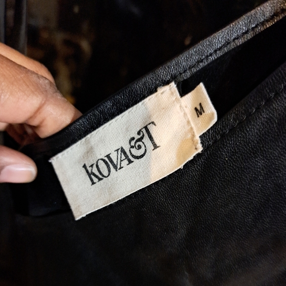 Kova&T 100% Leather Real Soft Black Leather Deep V-neck Shirt - Picture 3 of 8